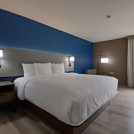 Comfort Inn Near Downtown & Blue Ridge Pkwy Marion Bagian luar foto