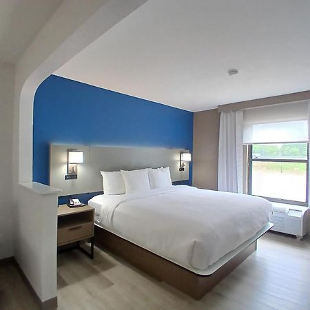Comfort Inn Near Downtown & Blue Ridge Pkwy Marion Bagian luar foto