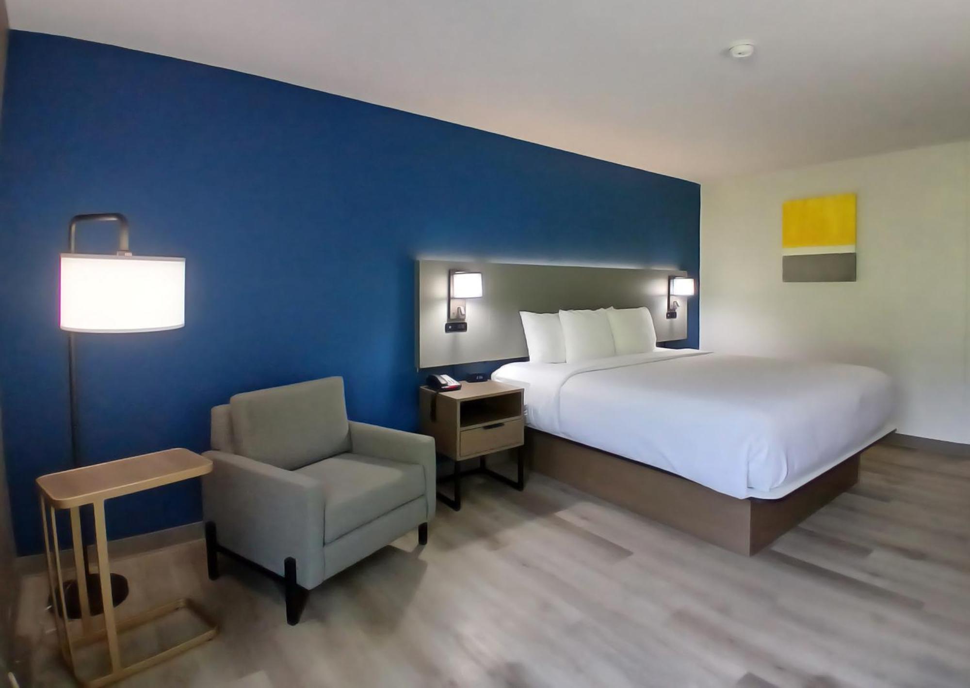 Comfort Inn Near Downtown & Blue Ridge Pkwy Marion Bagian luar foto